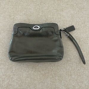 Coach Clutch - Silver/Grey